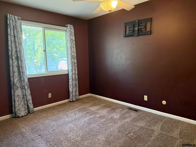 1618 SW 16th Street, Lincoln, NE 68522