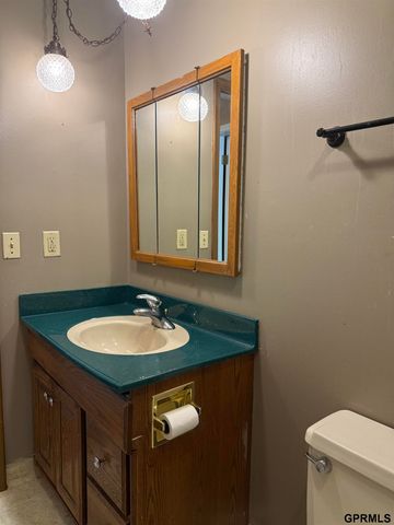 1618 SW 16th Street, Lincoln, NE 68522