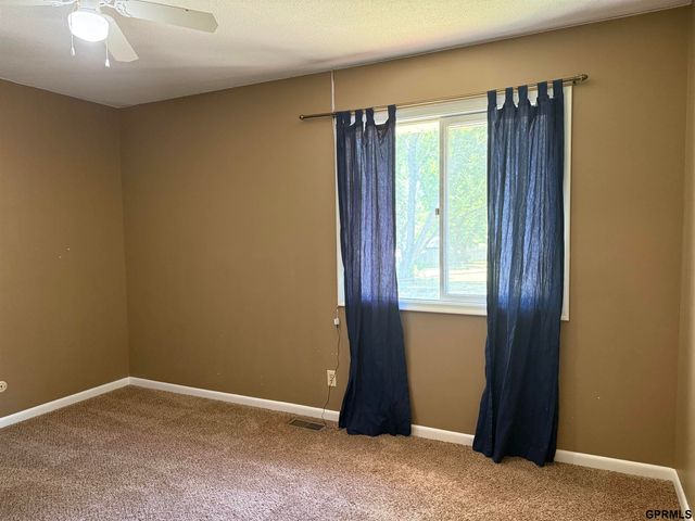 1618 SW 16th Street, Lincoln, NE 68522