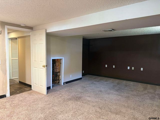 1618 SW 16th Street, Lincoln, NE 68522