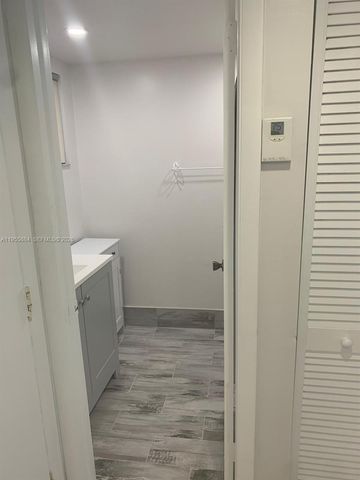 8520 SW 133rd Ave Rd 204, Miami, FL 33183