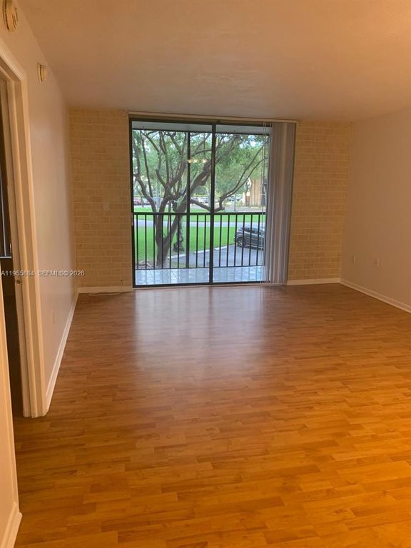 8520 SW 133rd Ave Rd 204, Miami, FL 33183