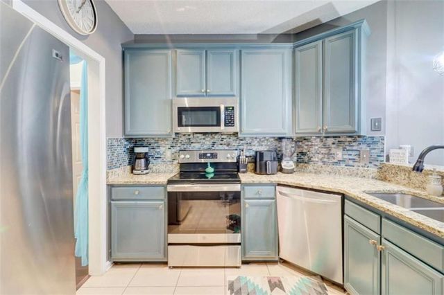 306 Trail Spring Court, Mcdonough, GA 30253