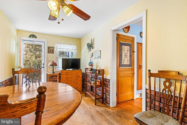 461 SYLVANIA AVE, Glenside, PA 19038