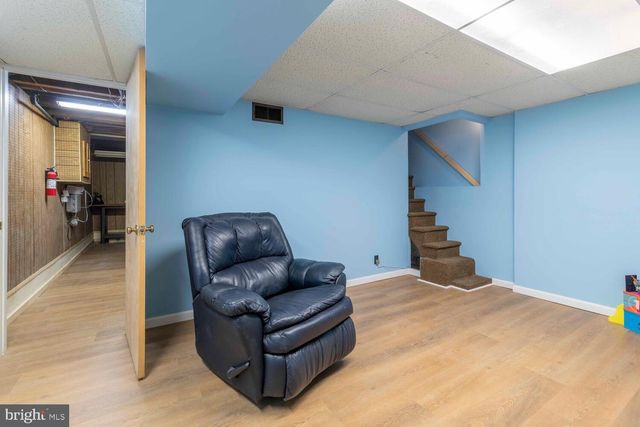 461 SYLVANIA AVE, Glenside, PA 19038