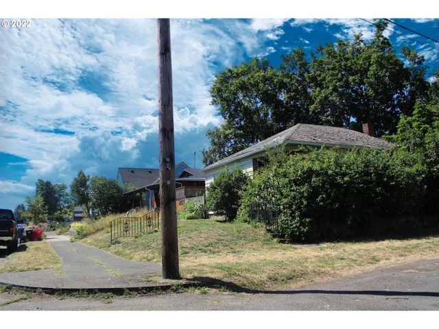 5729 Se FRANCIS St, Portland, OR 97206