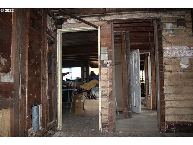 5729 Se FRANCIS St, Portland, OR 97206