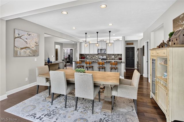 20296 Ennis Drive, Strongsville, OH 44149