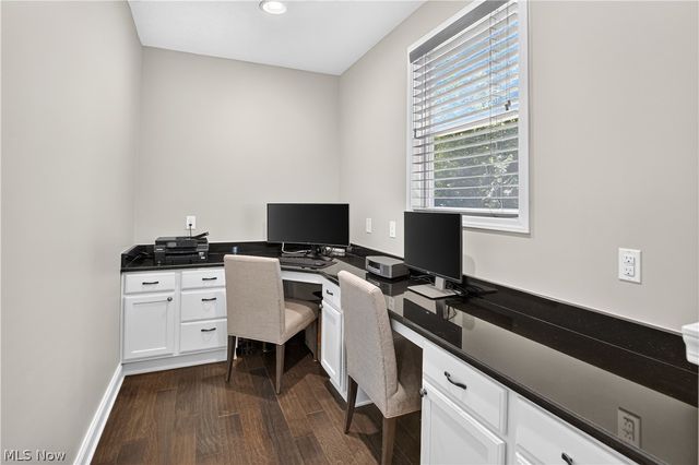20296 Ennis Drive, Strongsville, OH 44149