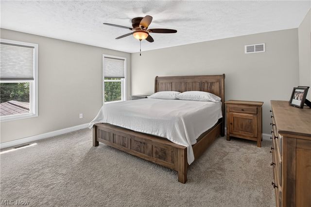 20296 Ennis Drive, Strongsville, OH 44149