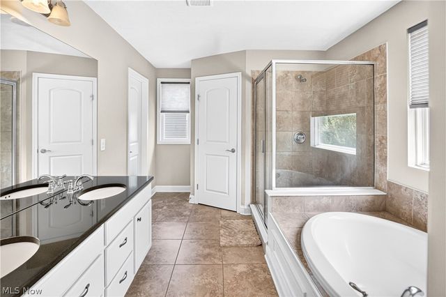 20296 Ennis Drive, Strongsville, OH 44149