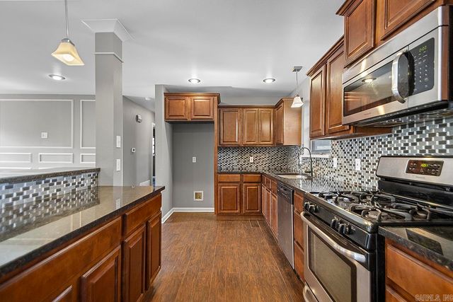 9720 Treasure Hill Road, Little Rock, AR 72205