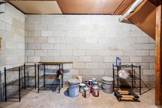 9720 Treasure Hill Road, Little Rock, AR 72205