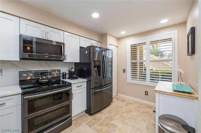 6650 Huntington Lakes CIR 103, Naples, FL 34119