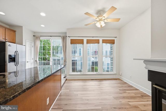 2161 OBERLIN DR, Woodbridge, VA 22191