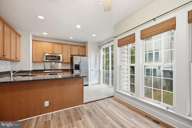 2161 OBERLIN DR, Woodbridge, VA 22191
