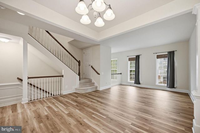 2161 OBERLIN DR, Woodbridge, VA 22191