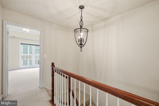 2161 OBERLIN DR, Woodbridge, VA 22191