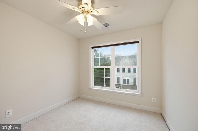 2161 OBERLIN DR, Woodbridge, VA 22191