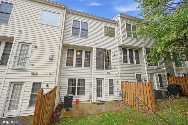 2161 OBERLIN DR, Woodbridge, VA 22191