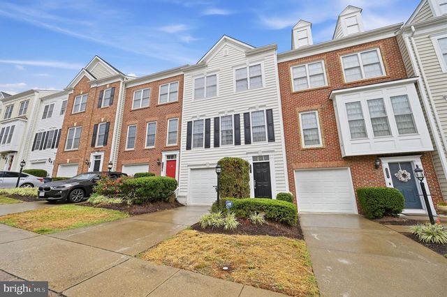 2161 OBERLIN DR, Woodbridge, VA 22191