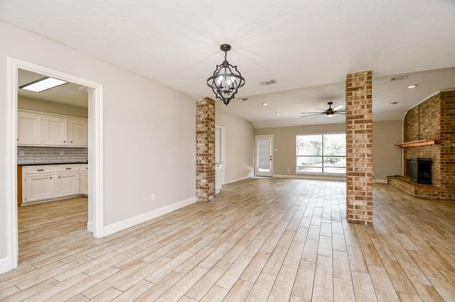 2803 Green Fields Drive, Sugar Land, TX 77479