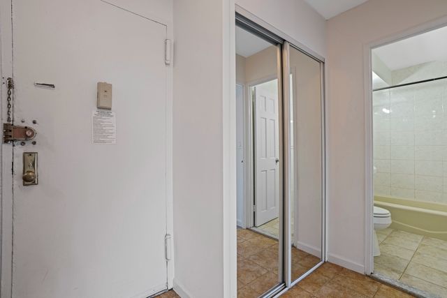 8360 118th St Apt 7K, New York City, NY 11415