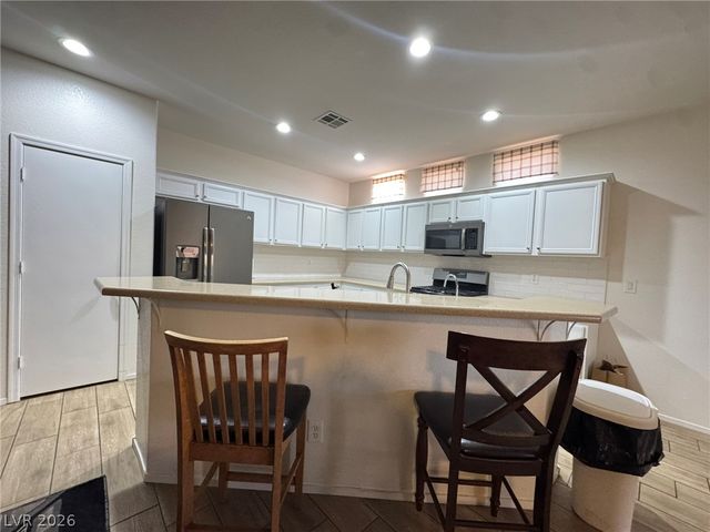 4737 Bell Canyon Court, North Las Vegas, NV 89031
