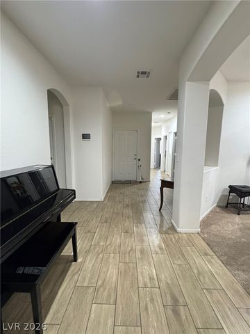 4737 Bell Canyon Court, North Las Vegas, NV 89031