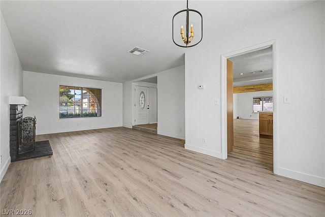 3305 Irv Marcus Drive, Las Vegas, NV 89108