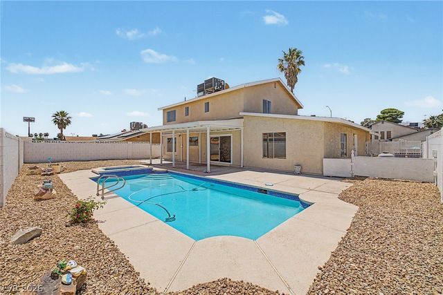 3305 Irv Marcus Drive, Las Vegas, NV 89108