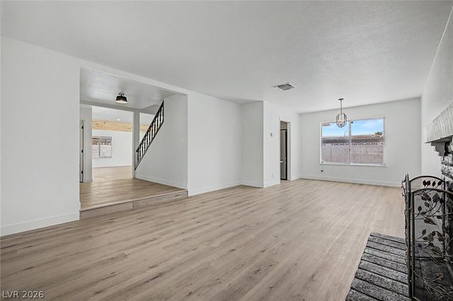 3305 Irv Marcus Drive, Las Vegas, NV 89108