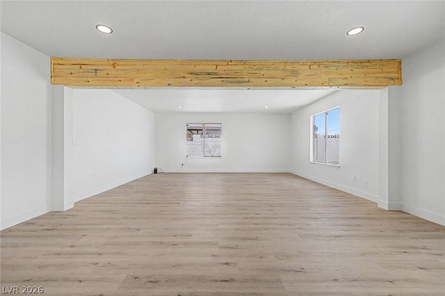 3305 Irv Marcus Drive, Las Vegas, NV 89108