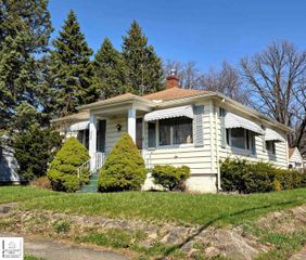 4117 Brunswick Avenue, Flint, MI 48507