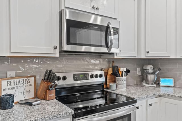 127 Dove Run Circle, Georgetown, KY 40324