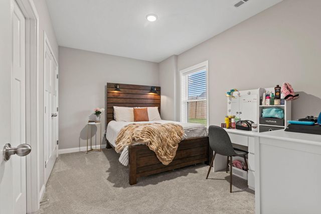 127 Dove Run Circle, Georgetown, KY 40324