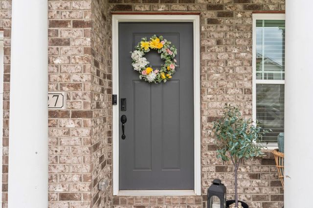 127 Dove Run Circle, Georgetown, KY 40324