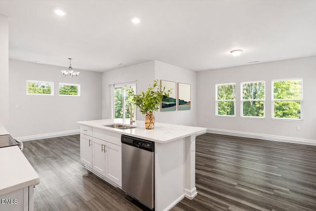 157 Wilbur Lake Drive, Fuquay Varina, NC 27526