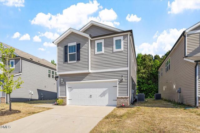 157 Wilbur Lake Drive, Fuquay Varina, NC 27526