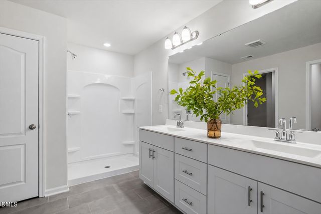 157 Wilbur Lake Drive, Fuquay Varina, NC 27526