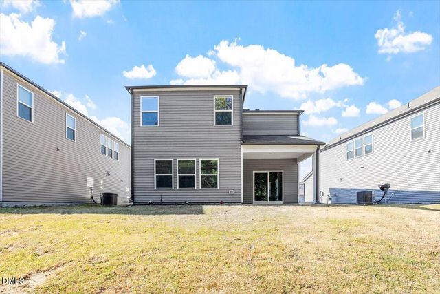 157 Wilbur Lake Drive, Fuquay Varina, NC 27526