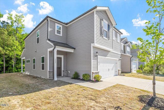 157 Wilbur Lake Drive, Fuquay Varina, NC 27526