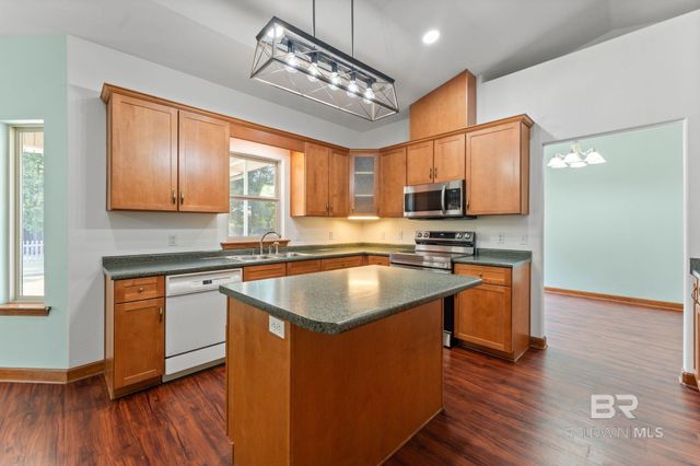 18812 Riverbend Loop, Foley, AL 36535