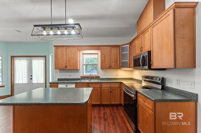 18812 Riverbend Loop, Foley, AL 36535