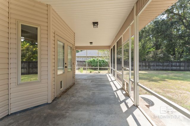 18812 Riverbend Loop, Foley, AL 36535