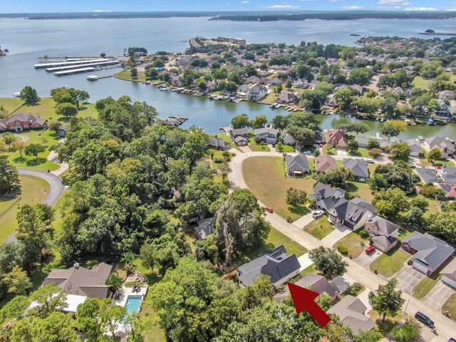 4918 Pleasure Lake Drive, Willis, TX 77318