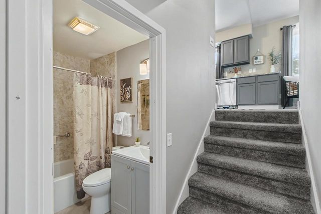 719 E North Street, Poynette, WI 53955