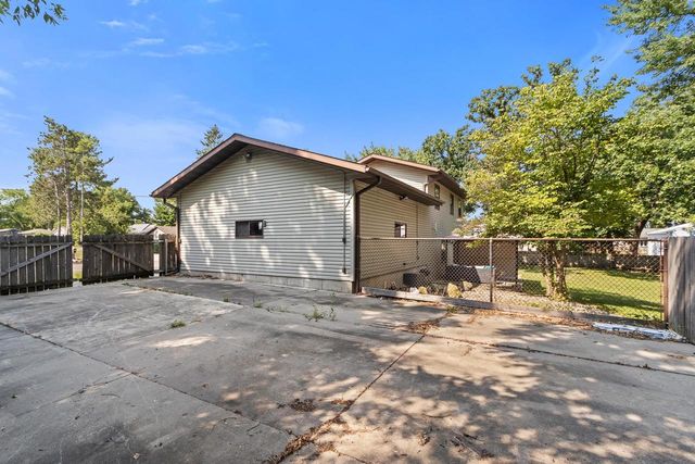 719 E North Street, Poynette, WI 53955