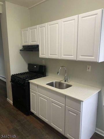 141 N 5Th St, Paterson City, NJ 07522