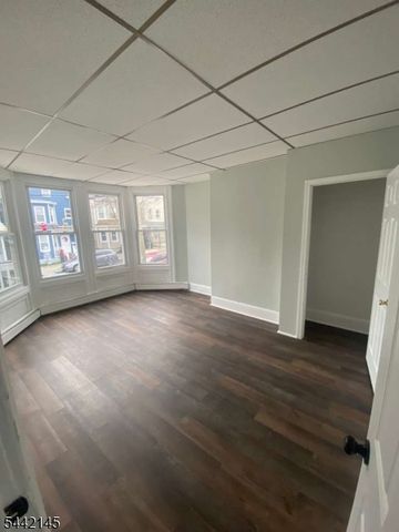 141 N 5Th St, Paterson City, NJ 07522